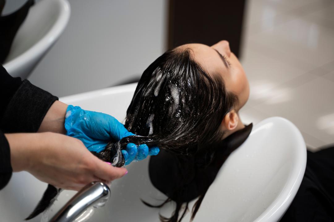Keratin vs Natural Protein: What Strengthens Hair Best?
